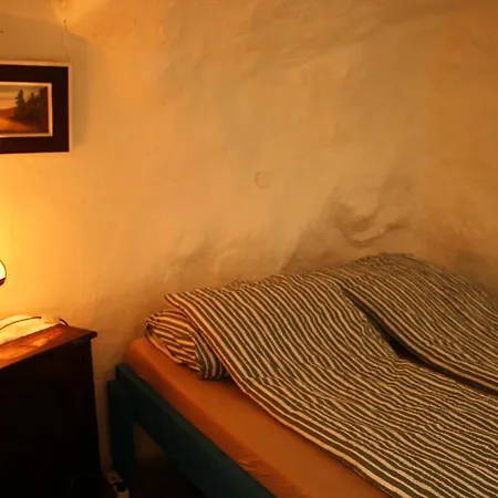 Kaleidoszkóp Ház Albergue *