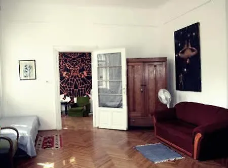 Kaleidoszkop Haz Vandrerhjem *