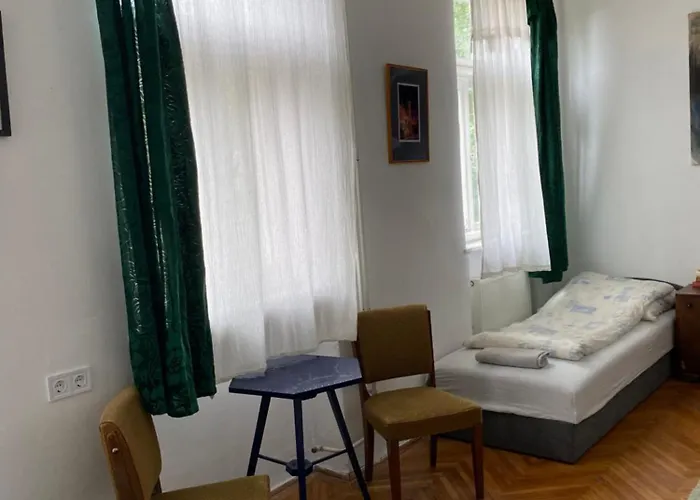Kaleidoszkop Haz * Esztergom